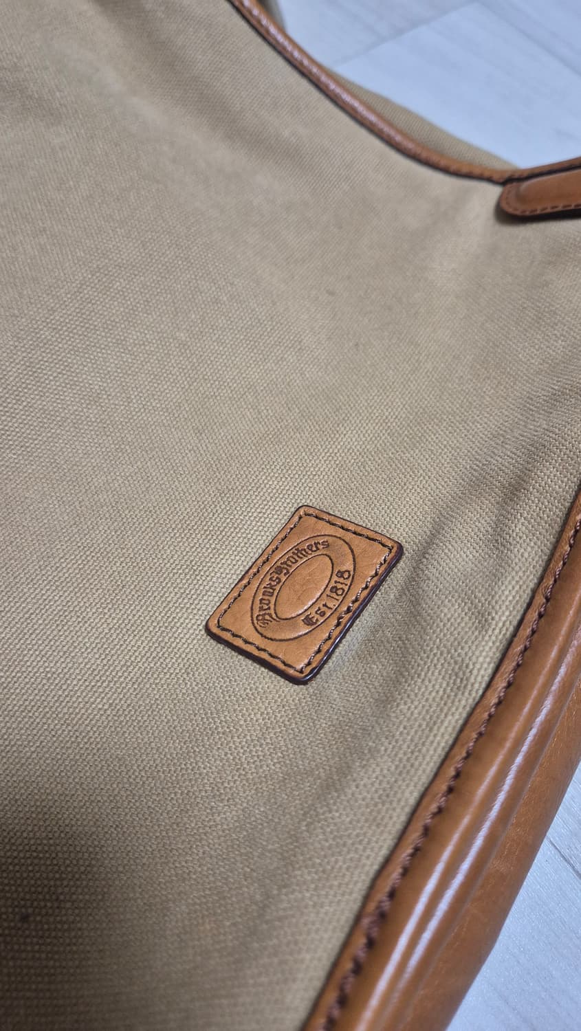 브룩스 브라더스 캔버스 레더 메신져백 상품이미지3