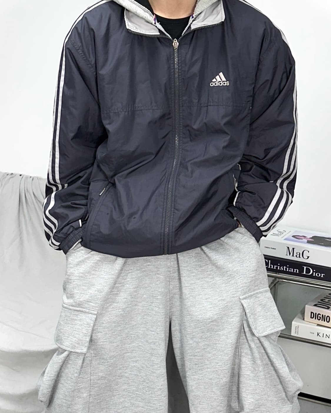 아디다스 90s 차콜 빅로고 바람막이 L 상품이미지1