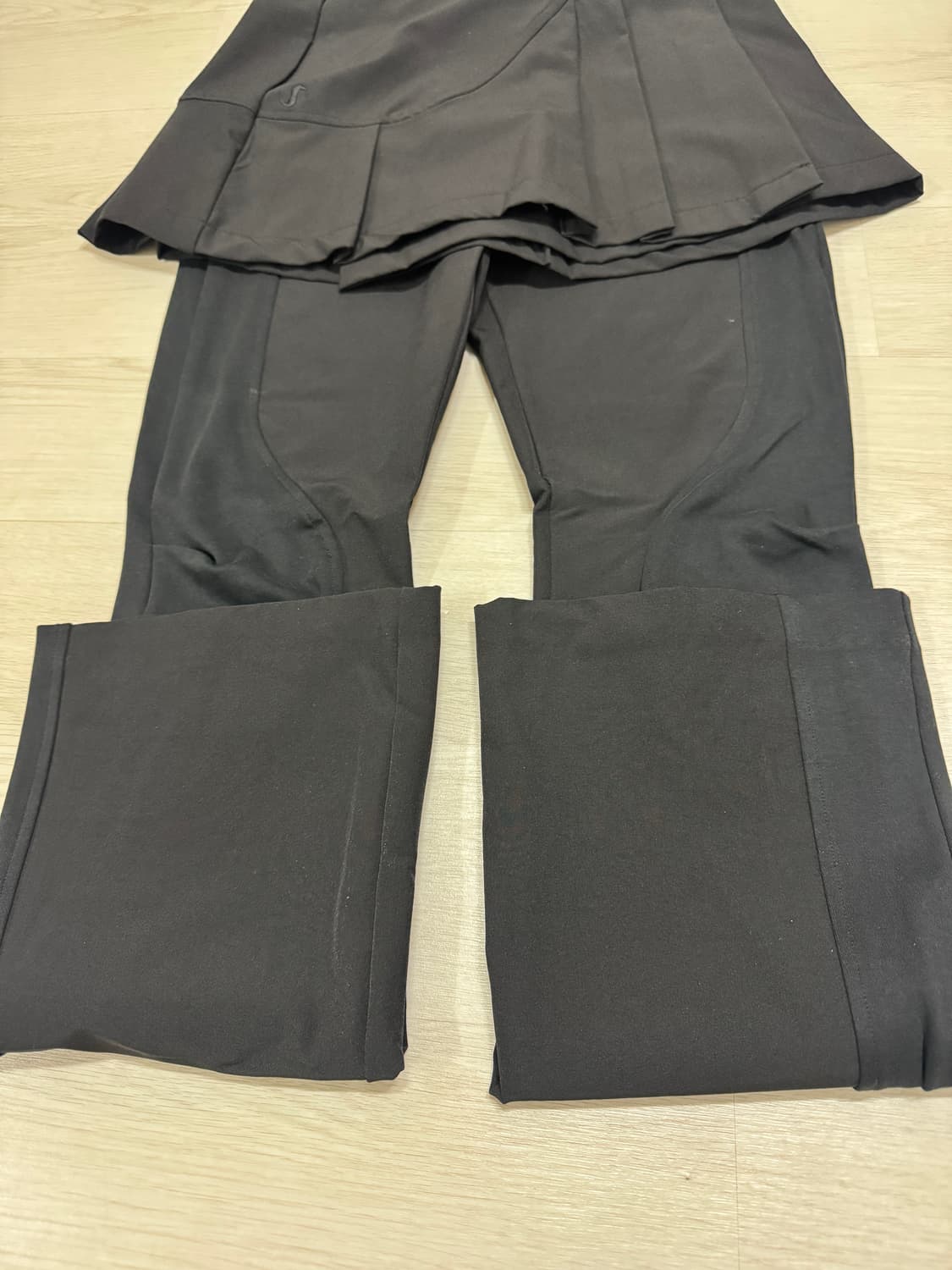 오호스 투웨이 플리츠 스커트 팬츠 블랙 1사이즈 상품이미지6