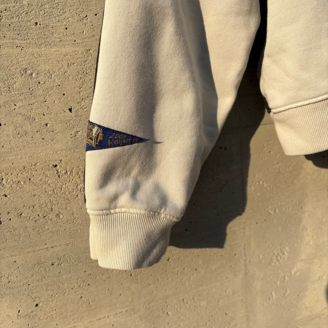 캐피탈 투톤 빅 플리스 스웻셔츠 키나리 블랙 상품이미지8