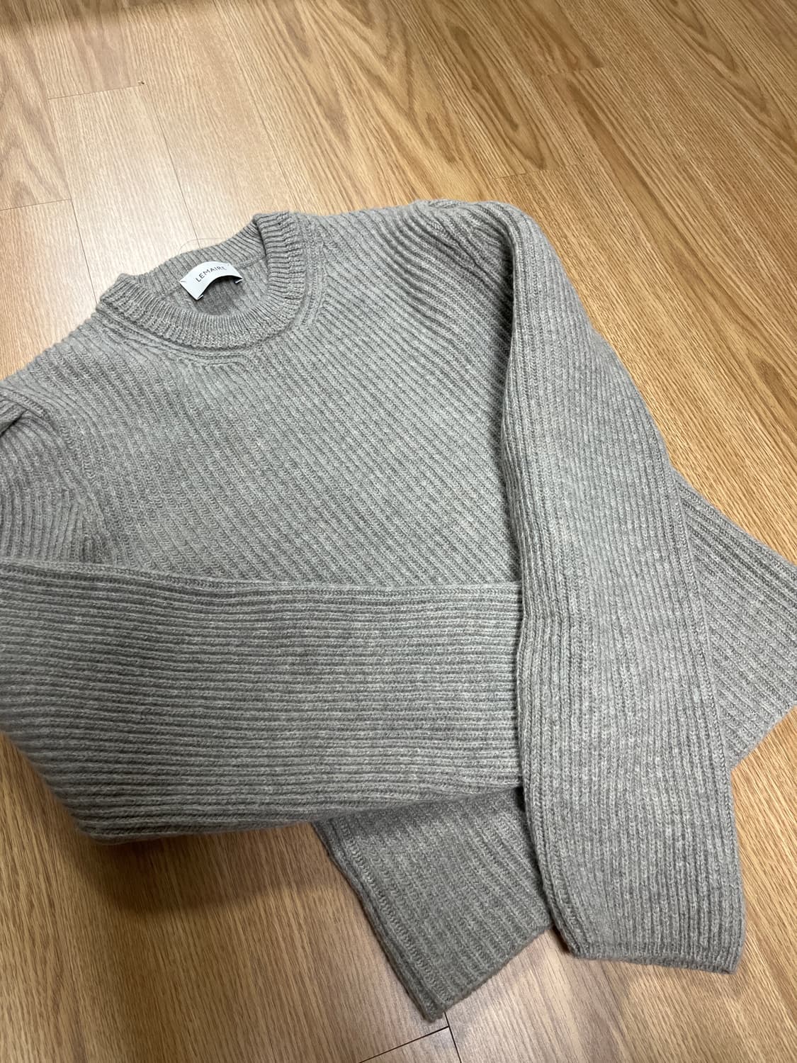 르메르 퍼프니트 스몰 상품이미지1