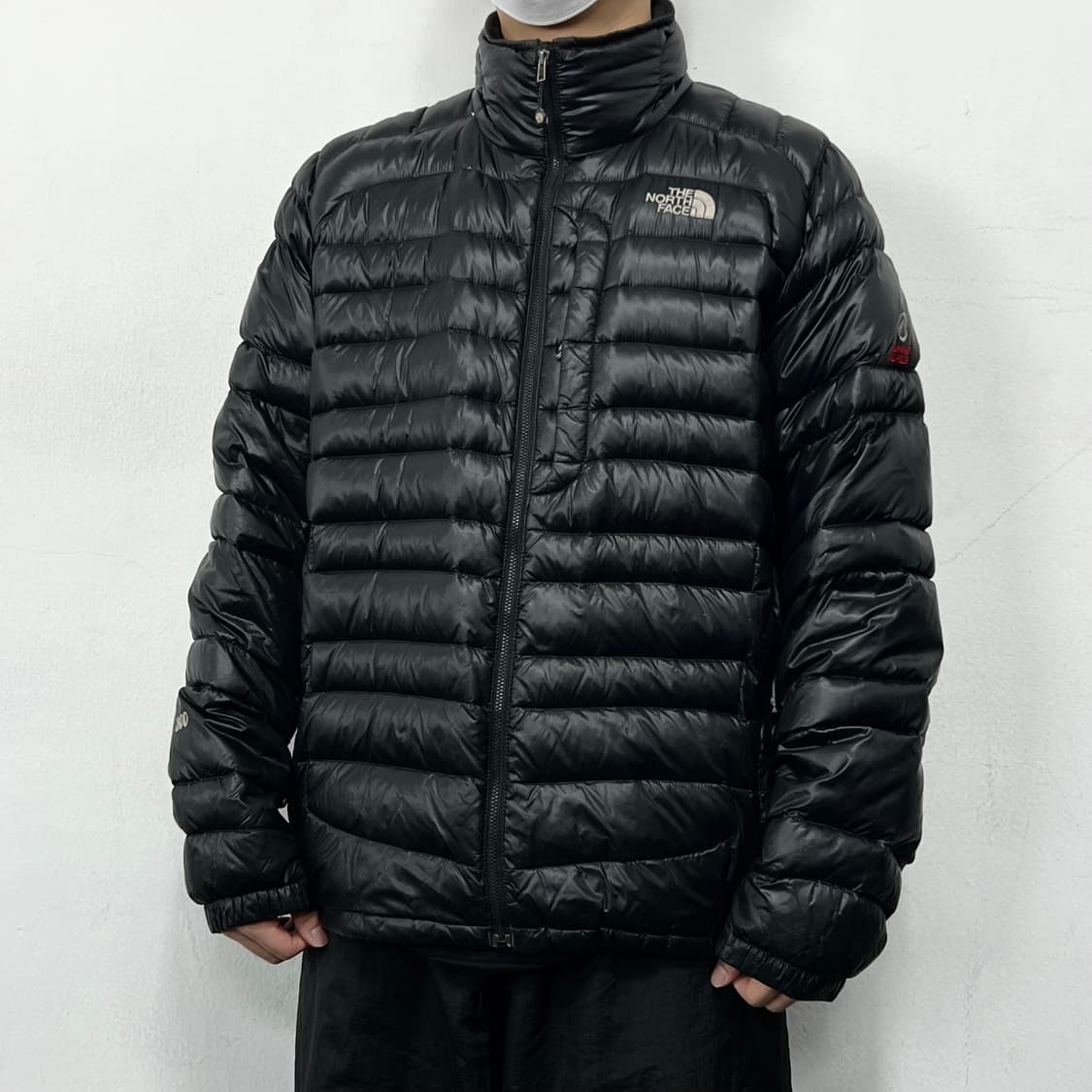 노스페이스 써밋 800 퍼텍스 유광 경량 패딩 자켓 상품이미지2