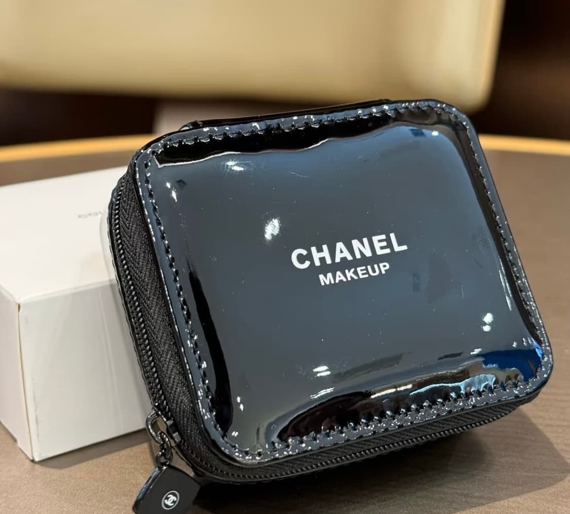 샤넬 뷰티 애나멜 립스틱 파우치 거울내장 상품이미지1