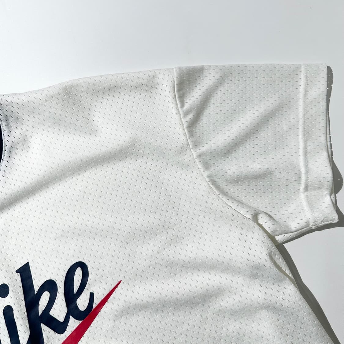 나이키 NSW 헤리티지 로고 메쉬 반팔 티셔츠 상품이미지5