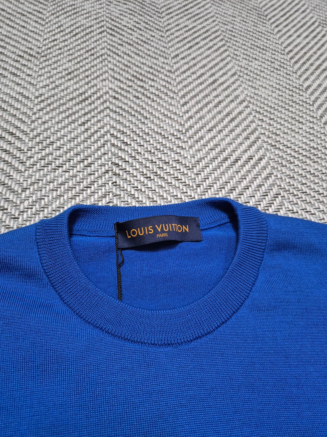 새상품 한글택 한정판-100-L 루이비통 버질 아블로 자카드 반팔티 상품이미지2