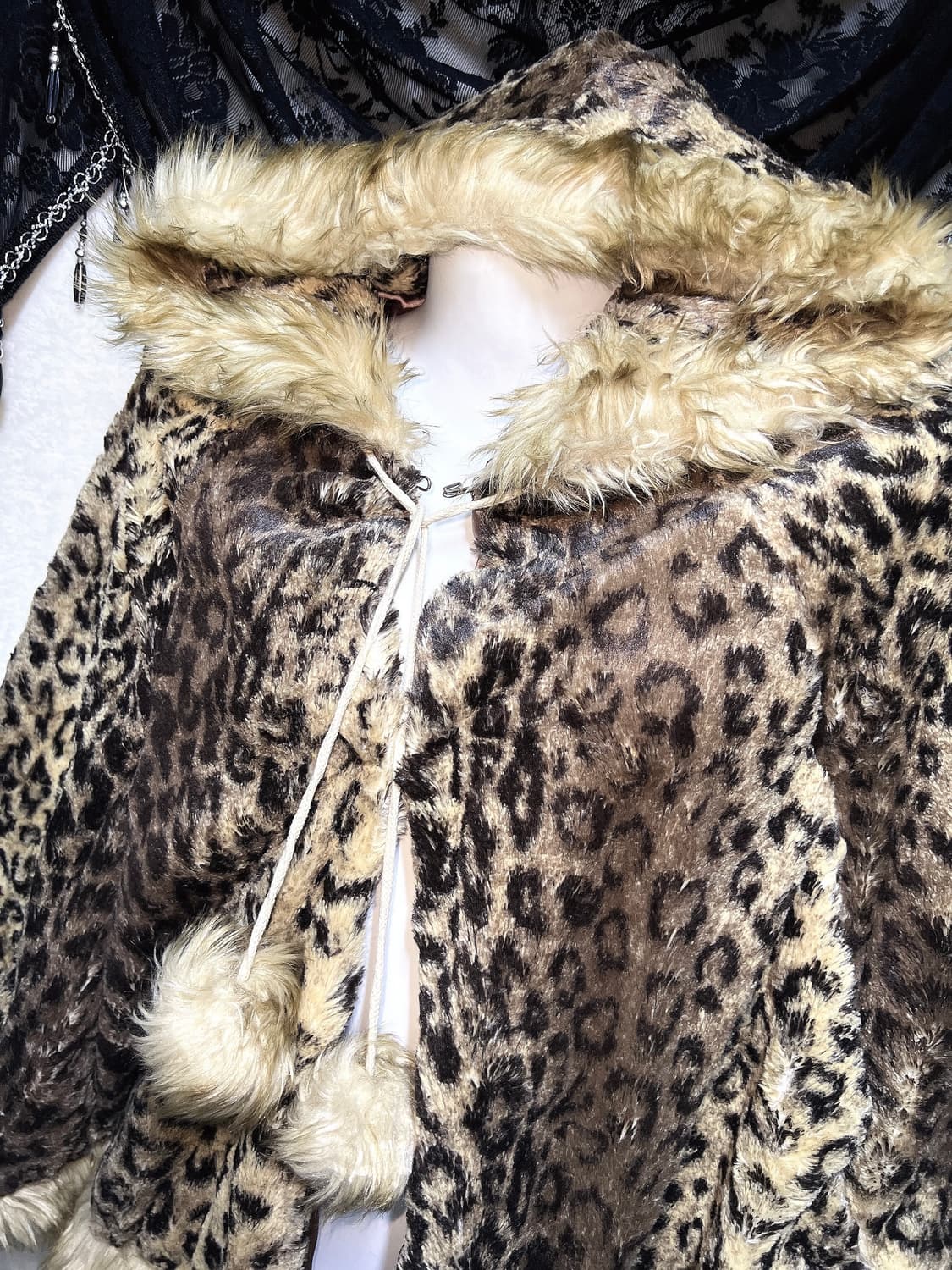호피 레오파드 폼폼 퍼후드 케이프 망토 판초 오네갸루 라떼 핀터 펑크 상품이미지2