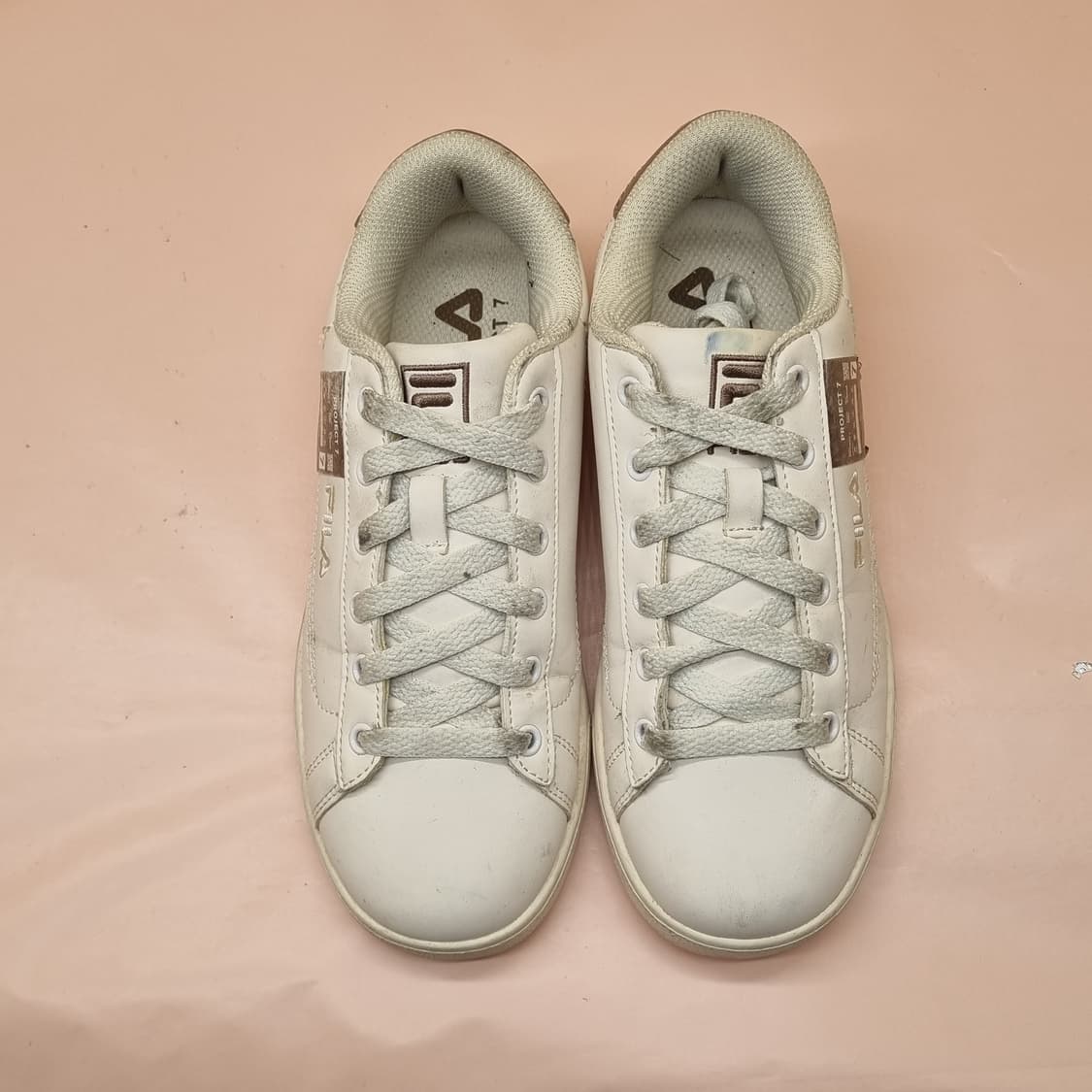 휠라 코트에이스 여성스니커즈 230 상품이미지2