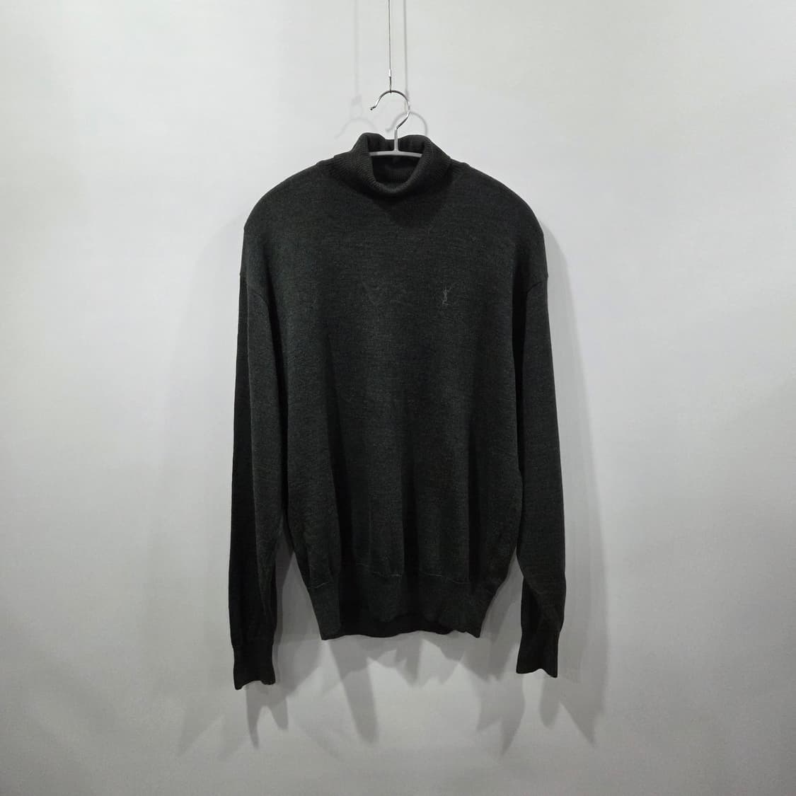 입생로랑 다크그린 터틀넥 울 니트 100 상품이미지1