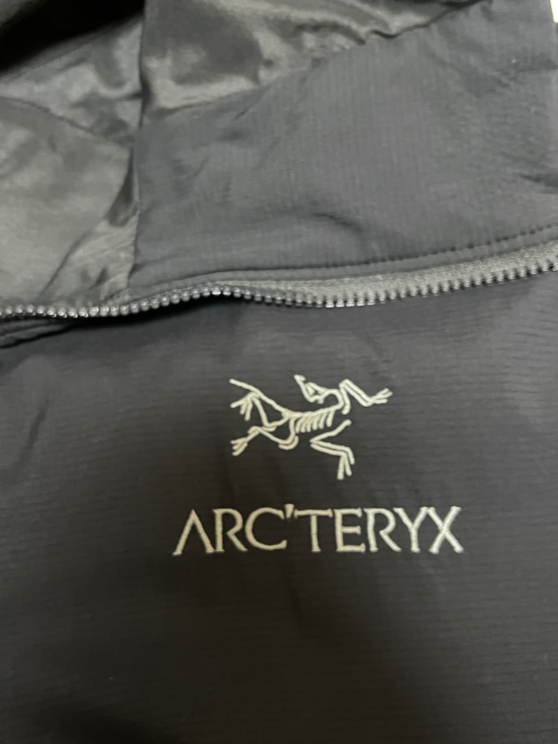 아크테릭스 아톰 LT 후디 블랙 상품이미지3