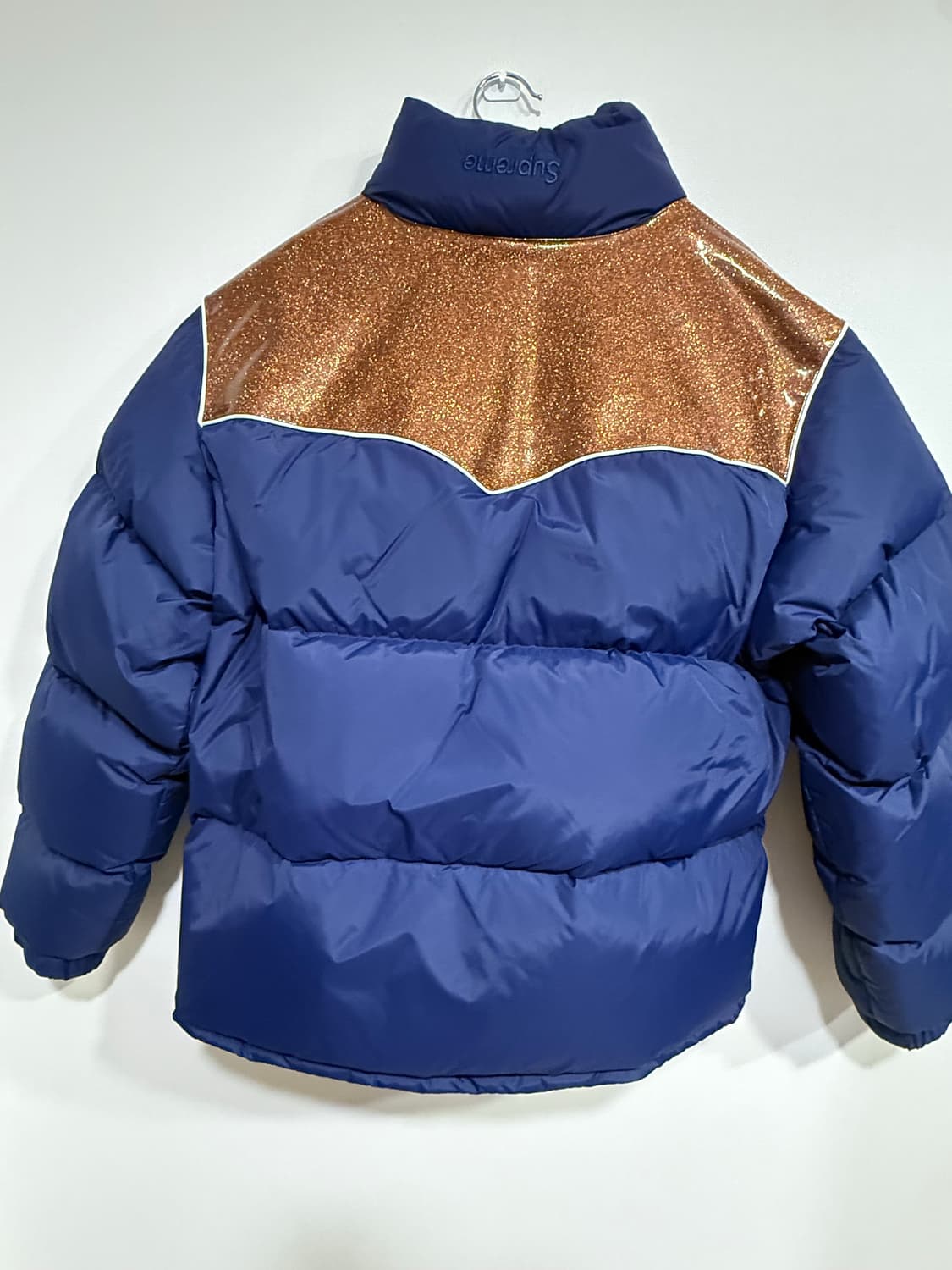 슈프림패딩 글리터 요크 다운 퍼퍼 자켓 네이비 - 22FW 상품이미지5