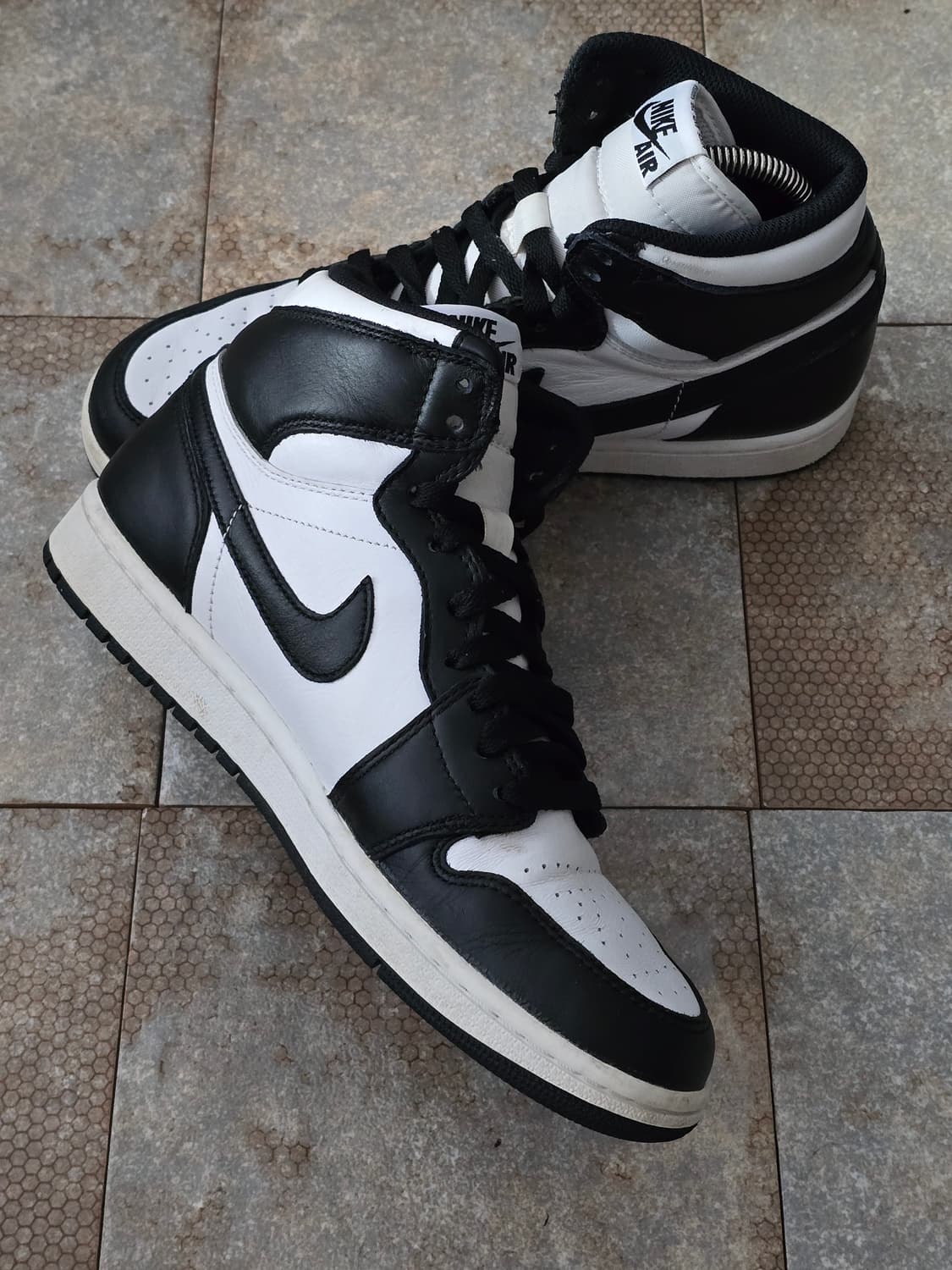 (260)나이키 에어 조던 1 하이 범고래 상품이미지3