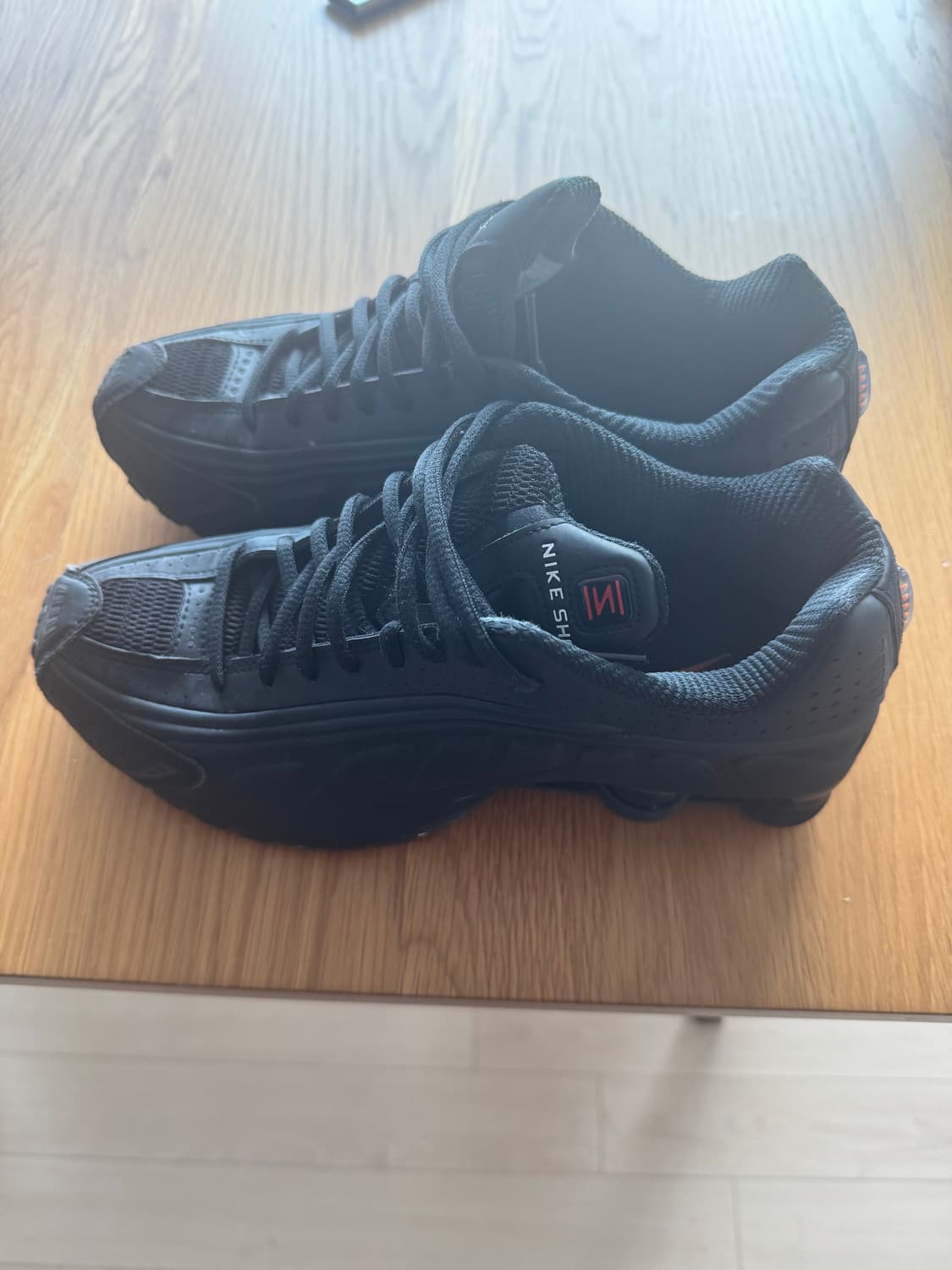 나이키 샥스 블랙 상품이미지2