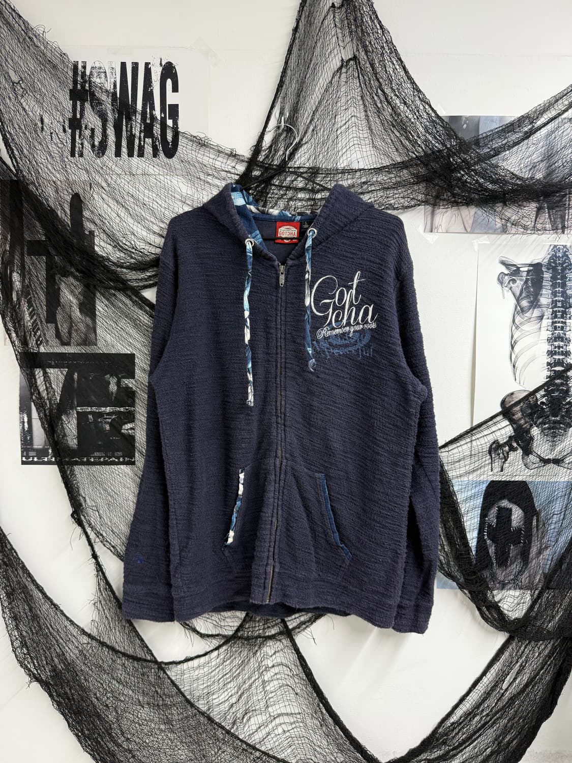 Gotcha lettering hood zip up 상품이미지1