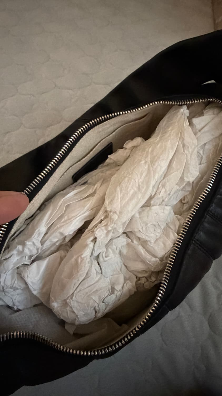 르메르 크로아상백 블랙 나파 M 사이즈 팝니다 상품이미지7