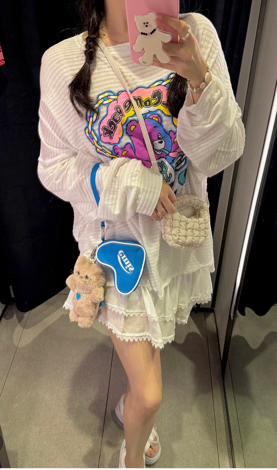 [새제품] 코스 퀼티드 나노 크로스바디백 베이지 상품이미지1