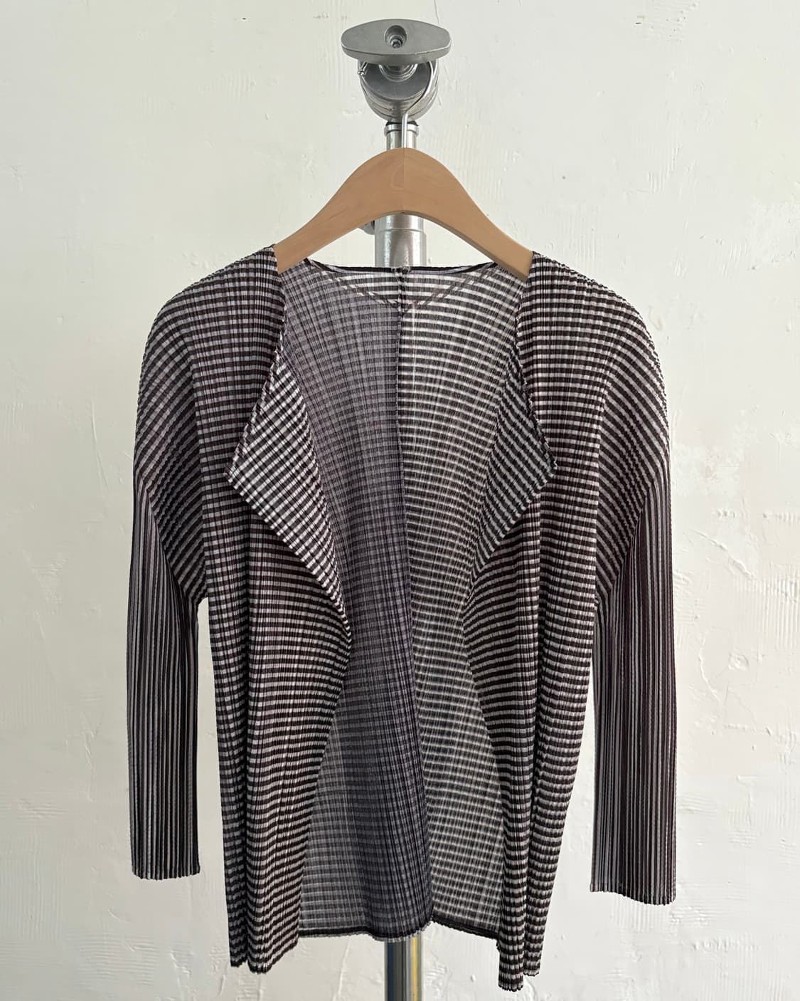 Issey Miyake 플리츠플리즈 스트라이프 오픈 가디건 상품이미지3