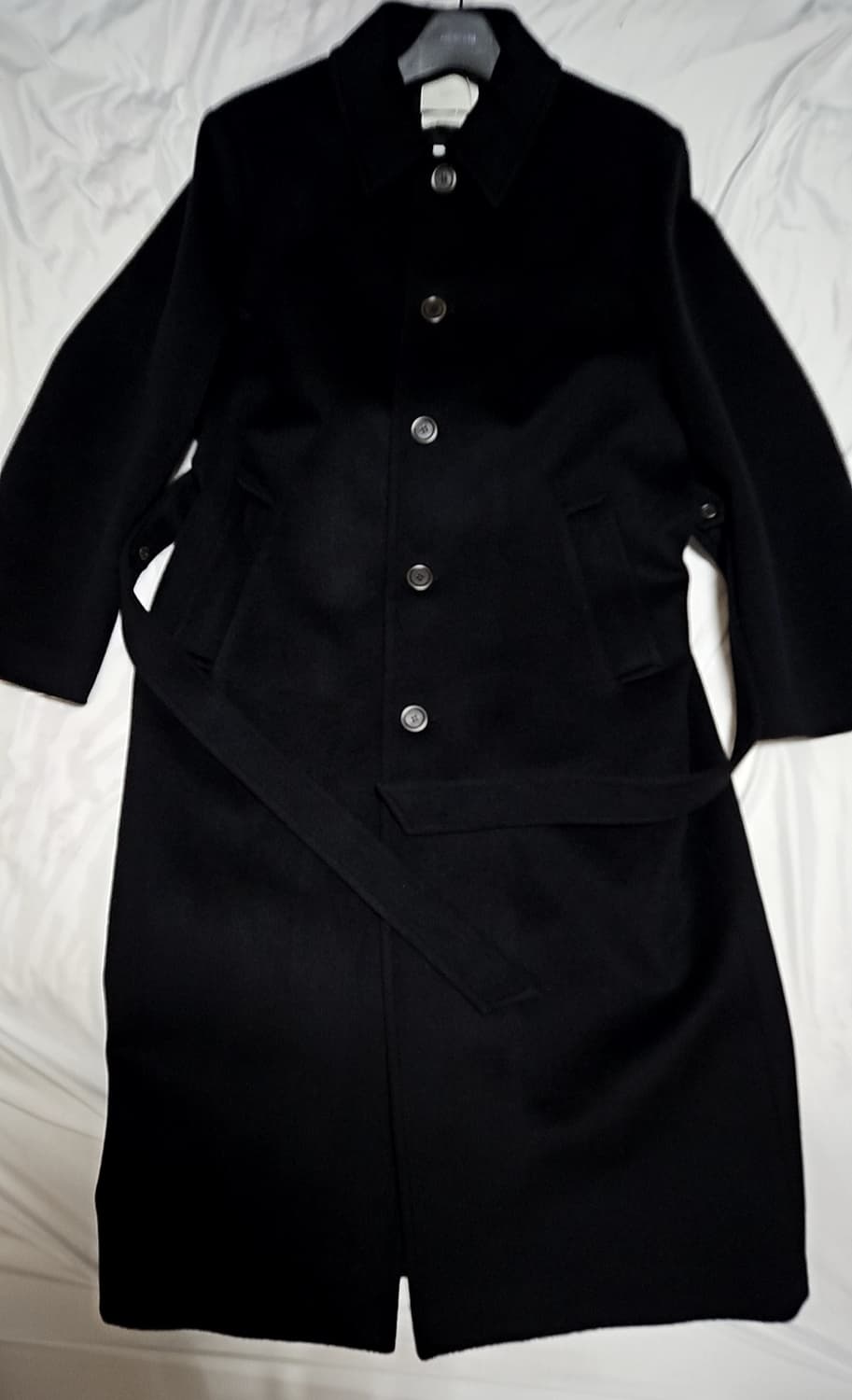 아모멘토 25FW 싱글 브레스티드 코트 블랙 M사이즈 팝니다 상품이미지2