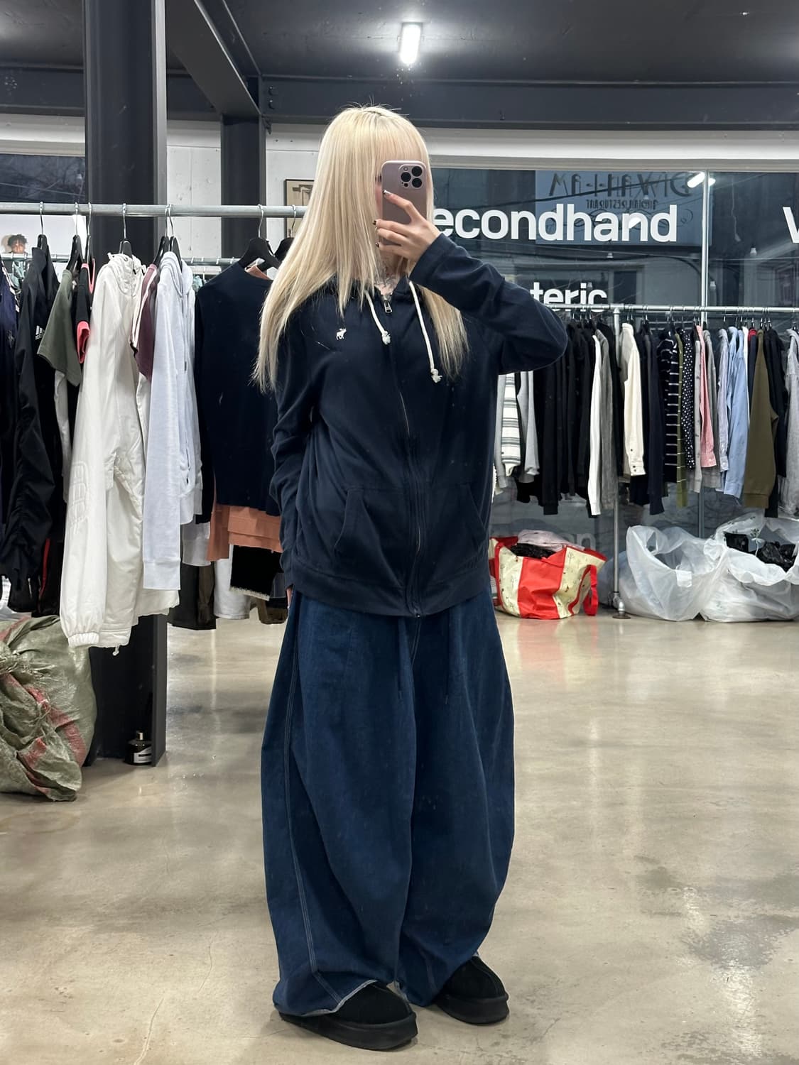 아베크롬비 Abercrombie & Fitch 네이비 스몰 로고 후드 집 상품이미지2