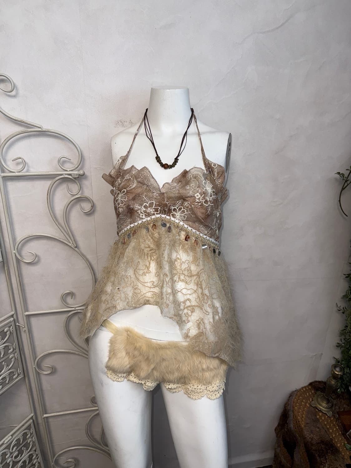 Brown bohemian floral lace beads 슬리브리스 상품이미지1