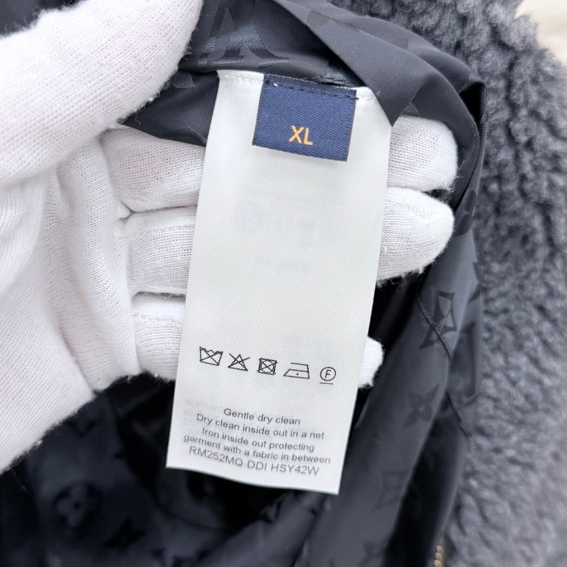 [미사용/XL] 25FW 루이비통 레더패치 플리스 블루종 자켓 상품이미지8