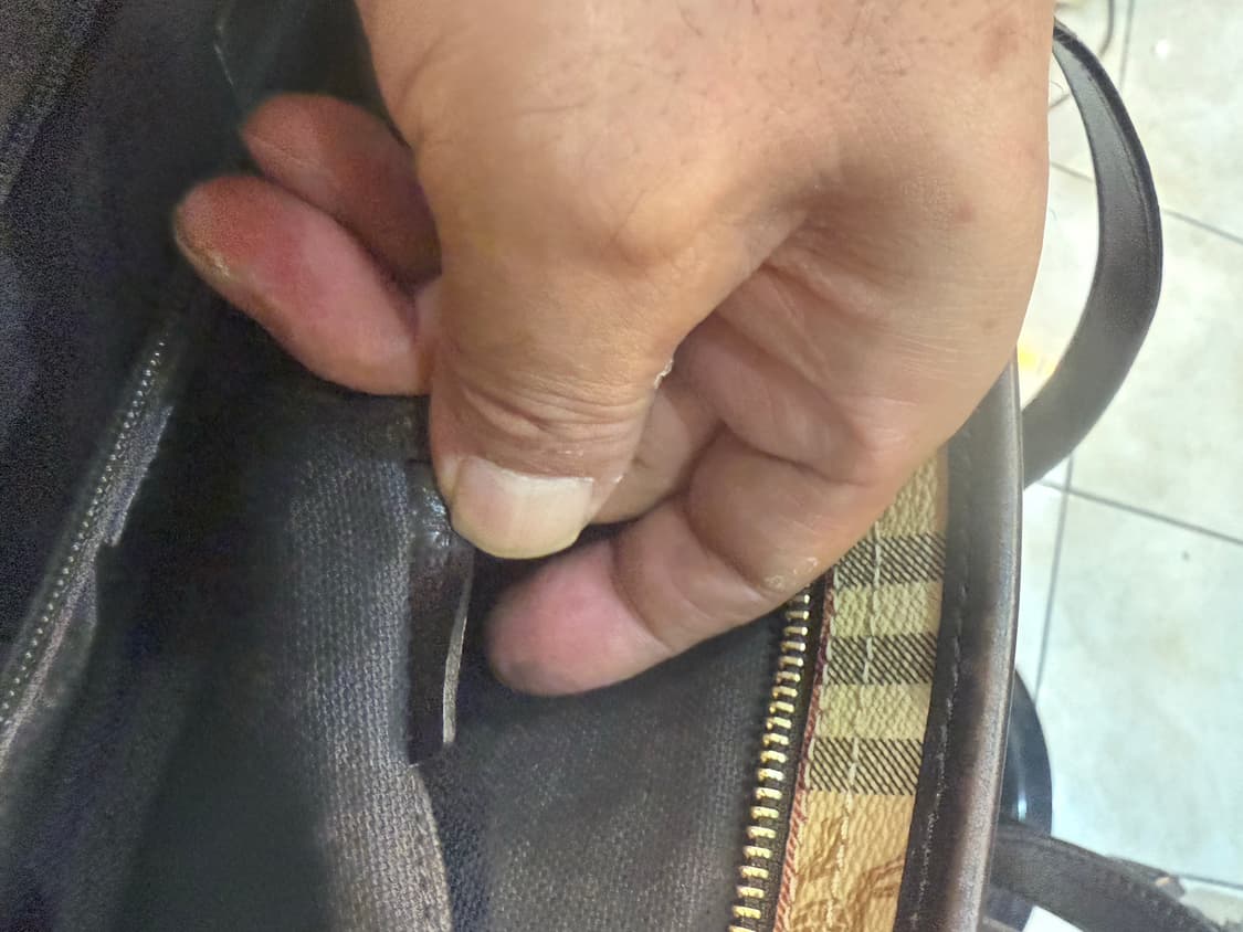 정품 버버리 노바체크 숄더백 팝니다 상품이미지9