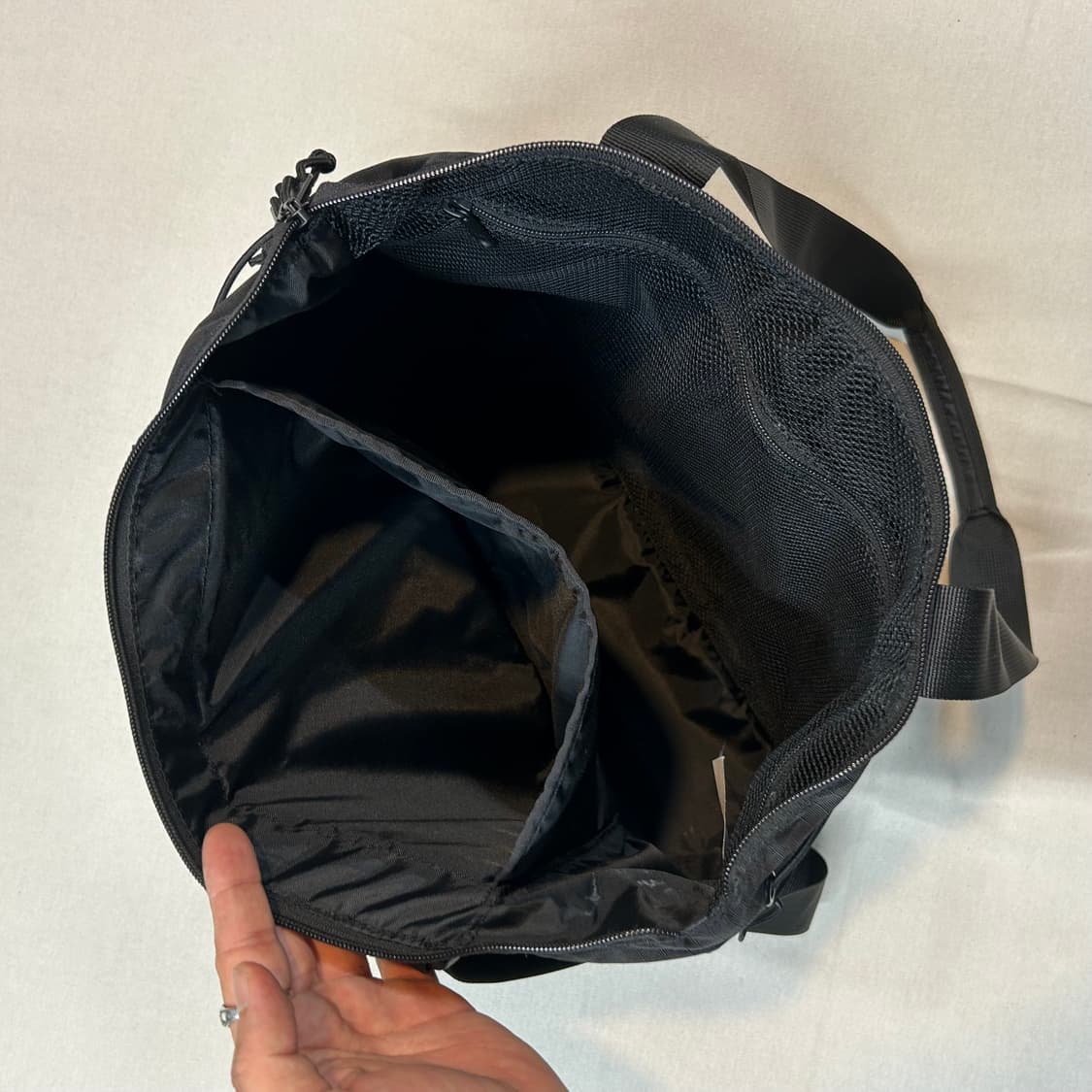 노스페이스 블랙 숄더백 토트백 상품이미지8