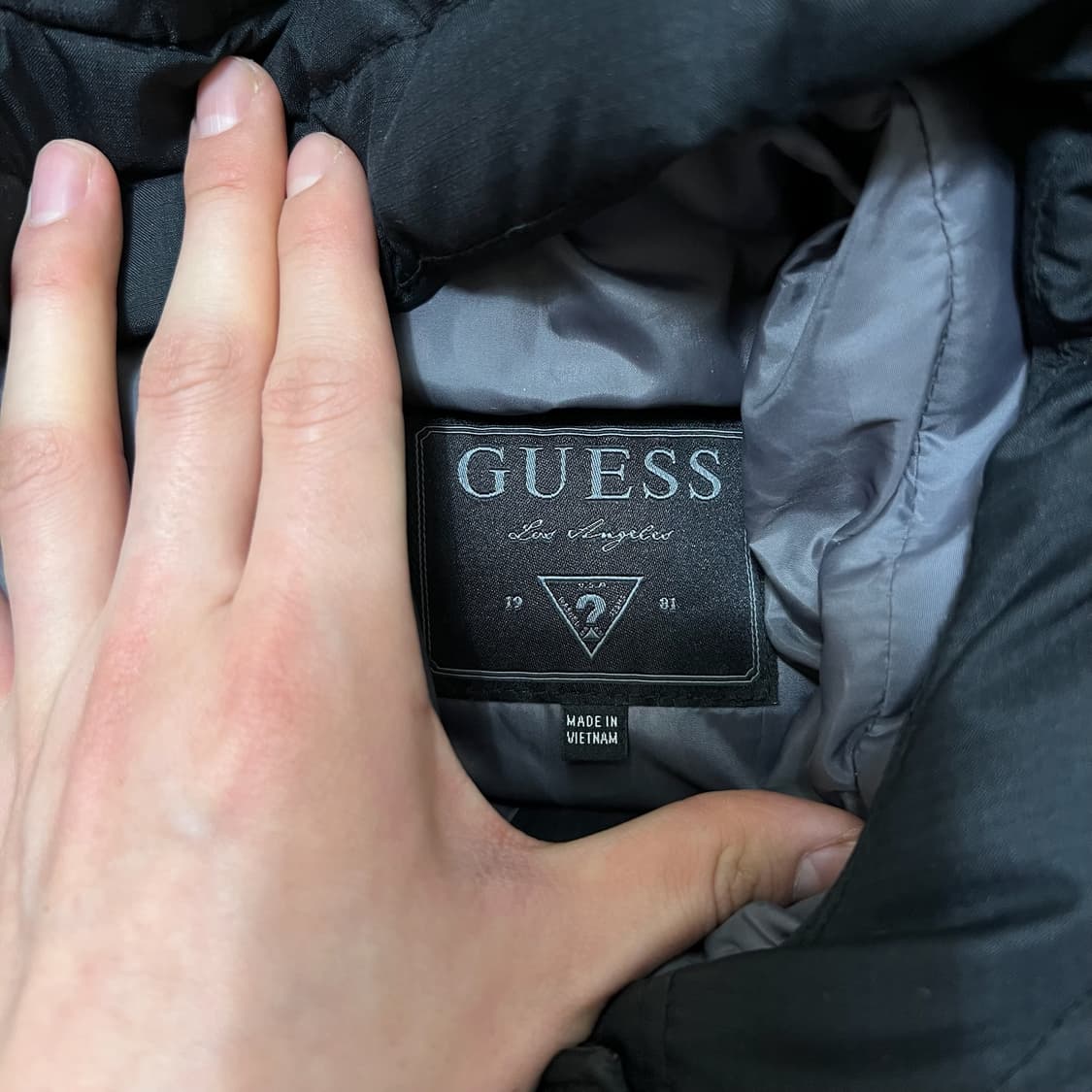 게스 여성 헤비 덕다운 후드 패딩 XS/85  상품이미지5