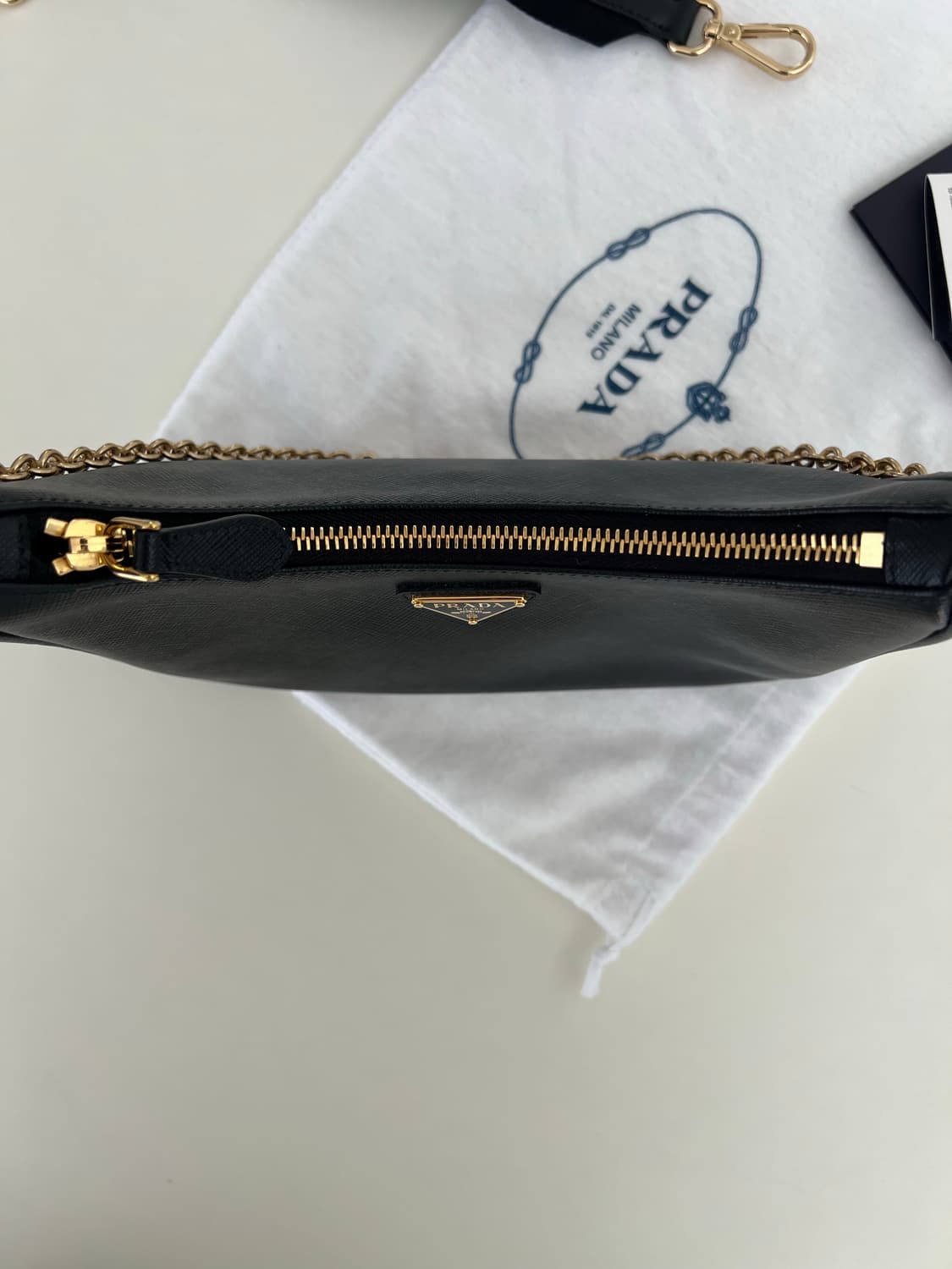 프라다 리에디션 사피아노 멀티 호보백 상품이미지6