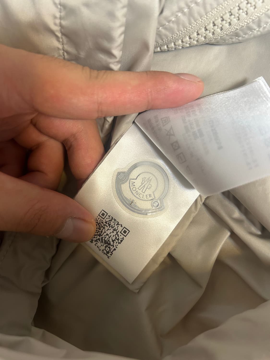 몽클레어 바람막이 25년식 상품이미지4
