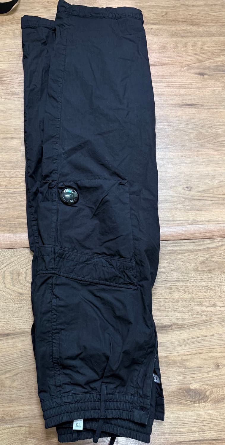 Cp company micro reps cargo 시피컴퍼니 카고바지 상품이미지1