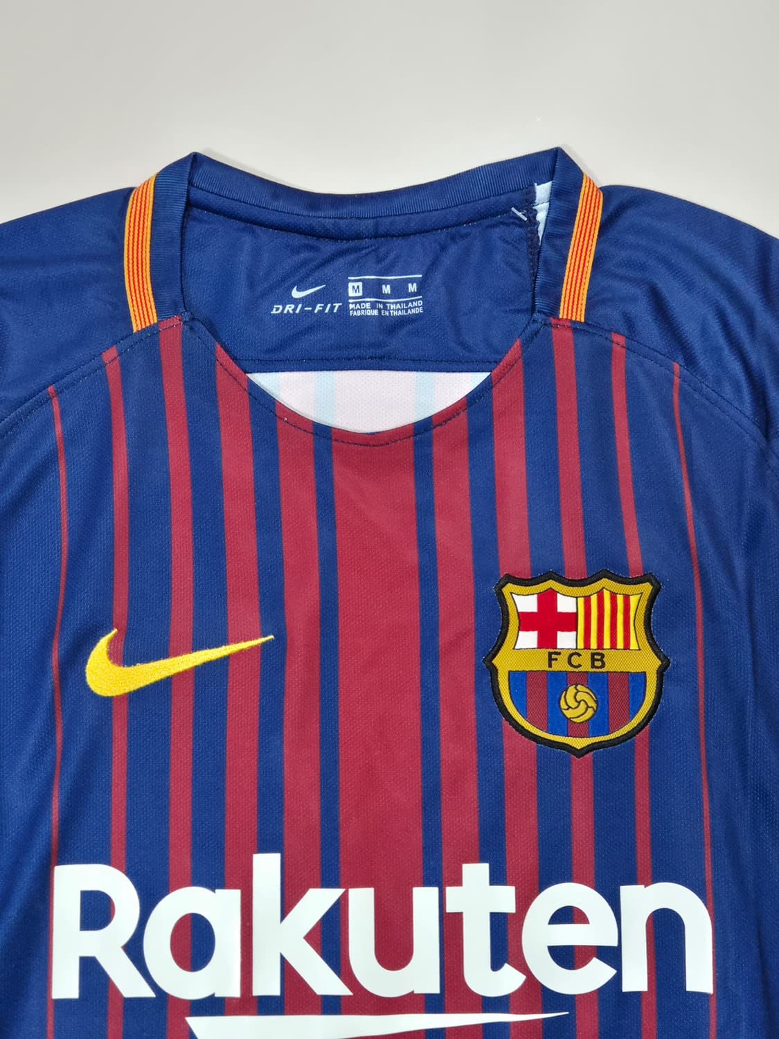 17-18 바르셀로나 홈 이니에스타 마지막 시즌 유니폼 M사이즈 상품이미지3