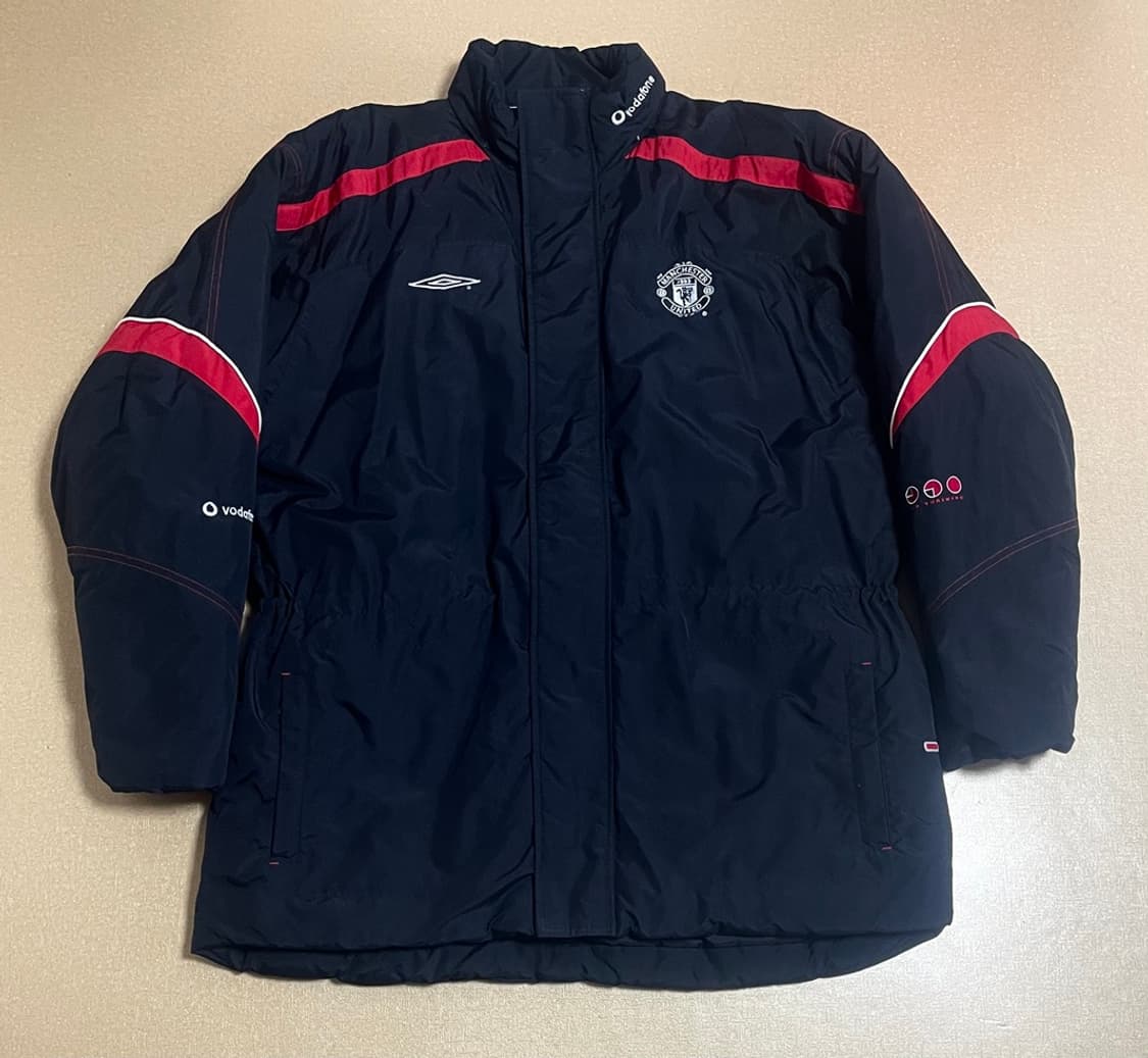 엄브로 맨유 01/03 스타디움 패딩 자켓 상품이미지9