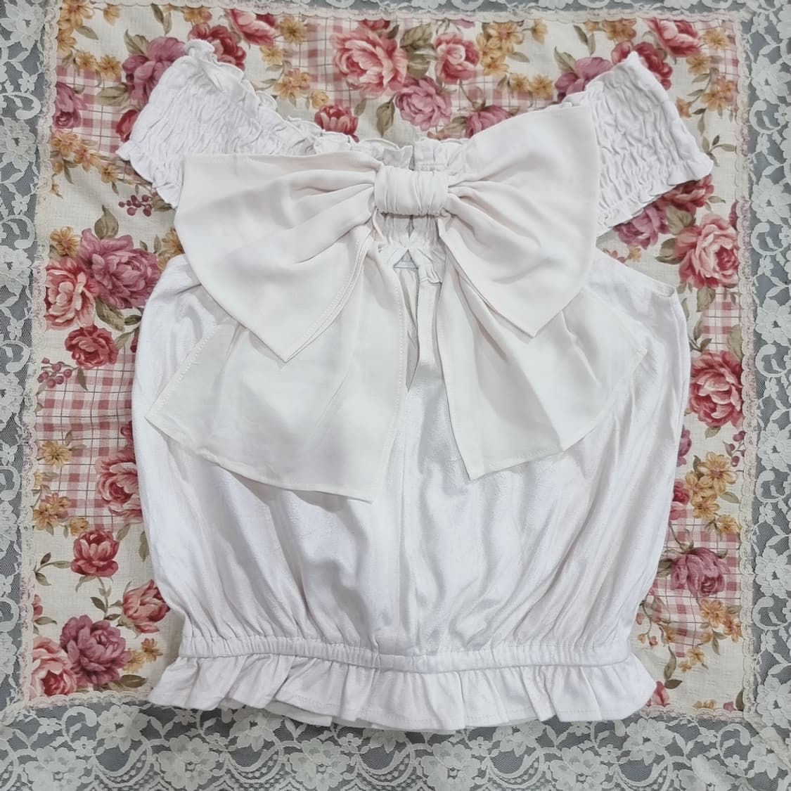 리즈리사(LIZ LISA) 오프숄더 셔링 탑 상품이미지4