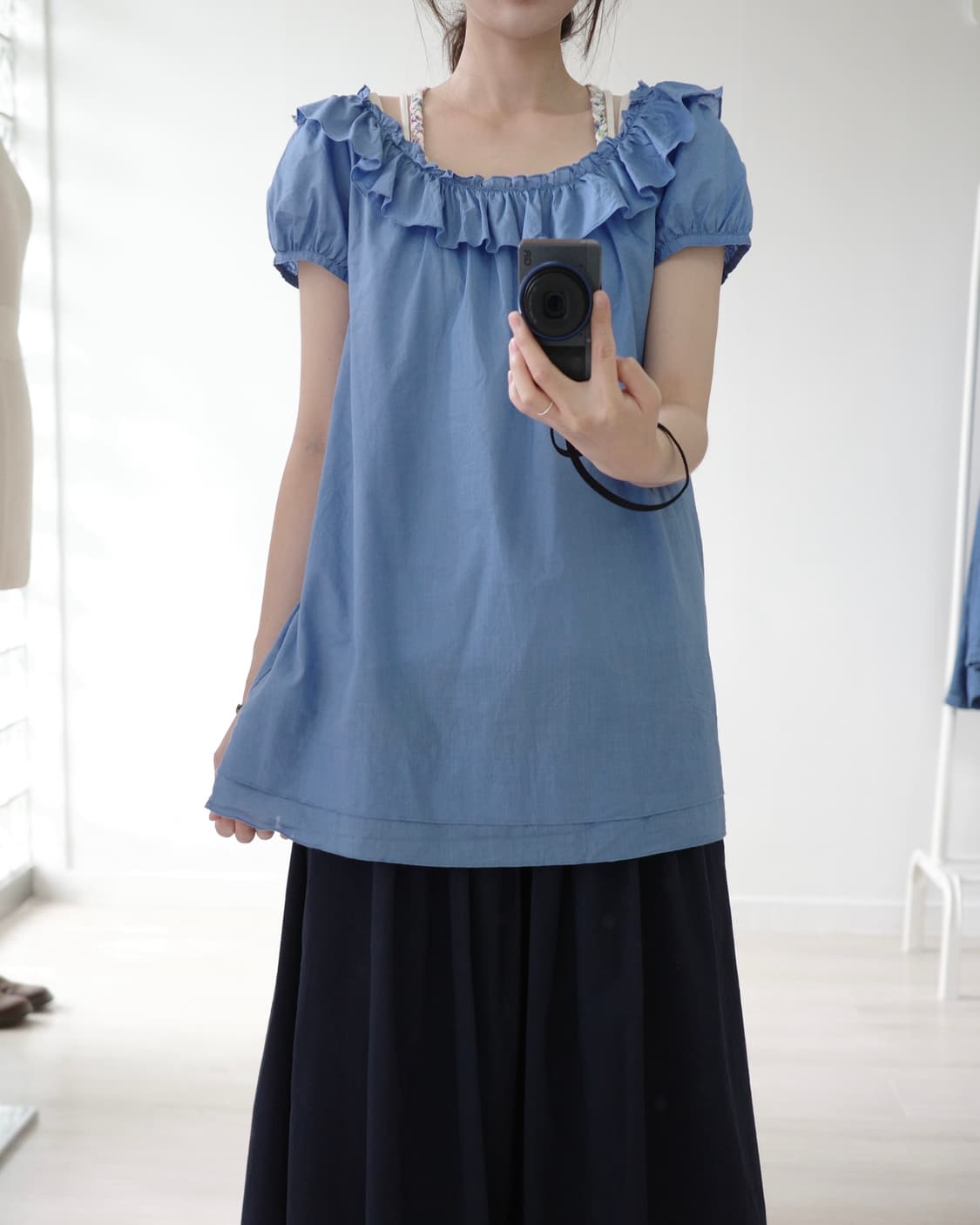  Uniqlo sky blue frill blouse 상품이미지4