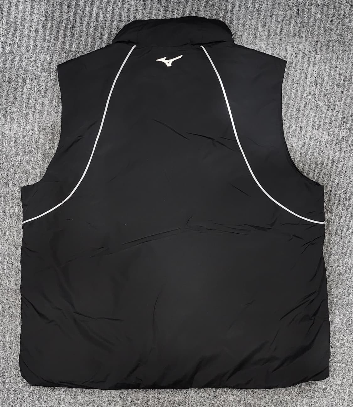 미즈노 라인포인트 에센셜 스포티 패딩 베스트 패딩조끼 XL 상품이미지2