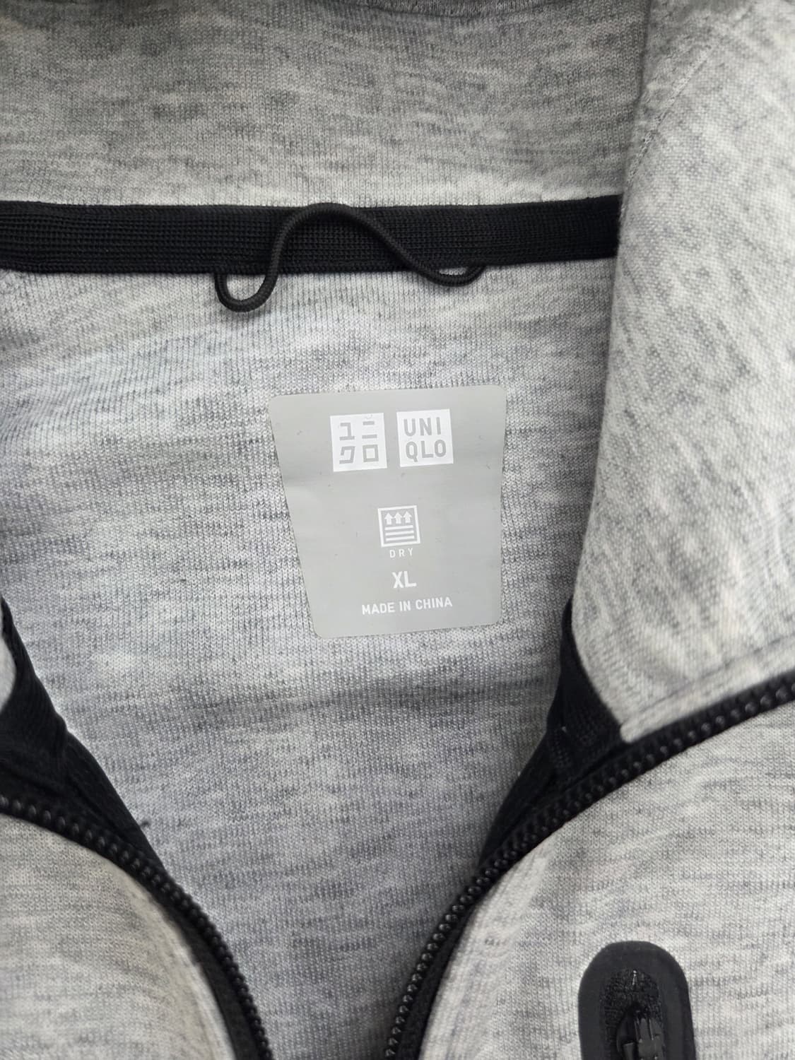 유니클로 테크팩 유크팩 트레이닝 후드집업 그레이 XL, 105 나이키 상품이미지3
