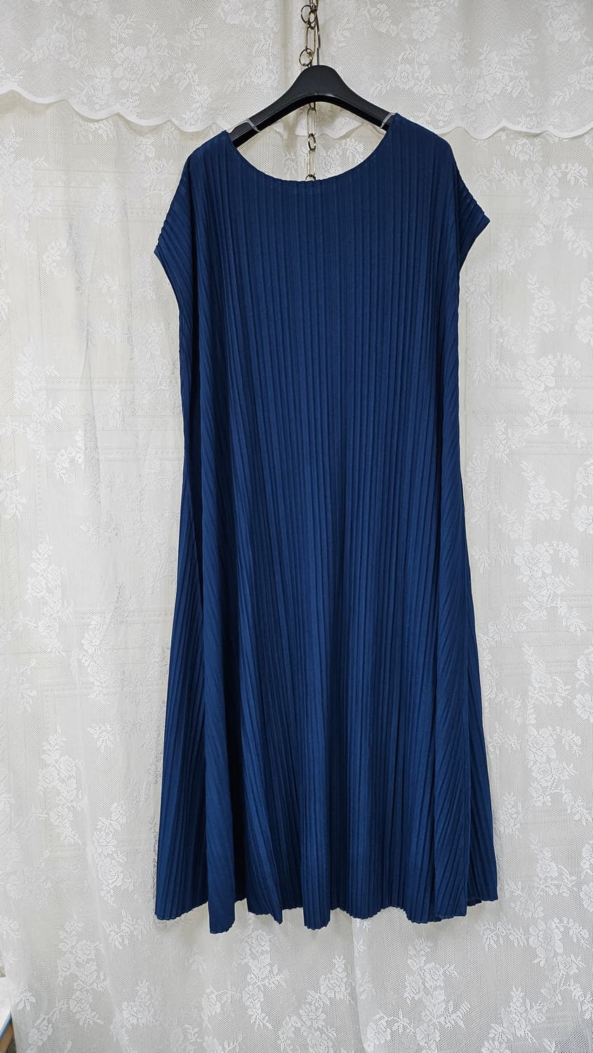 네이비 플리츠 주름 원피스  상품이미지3