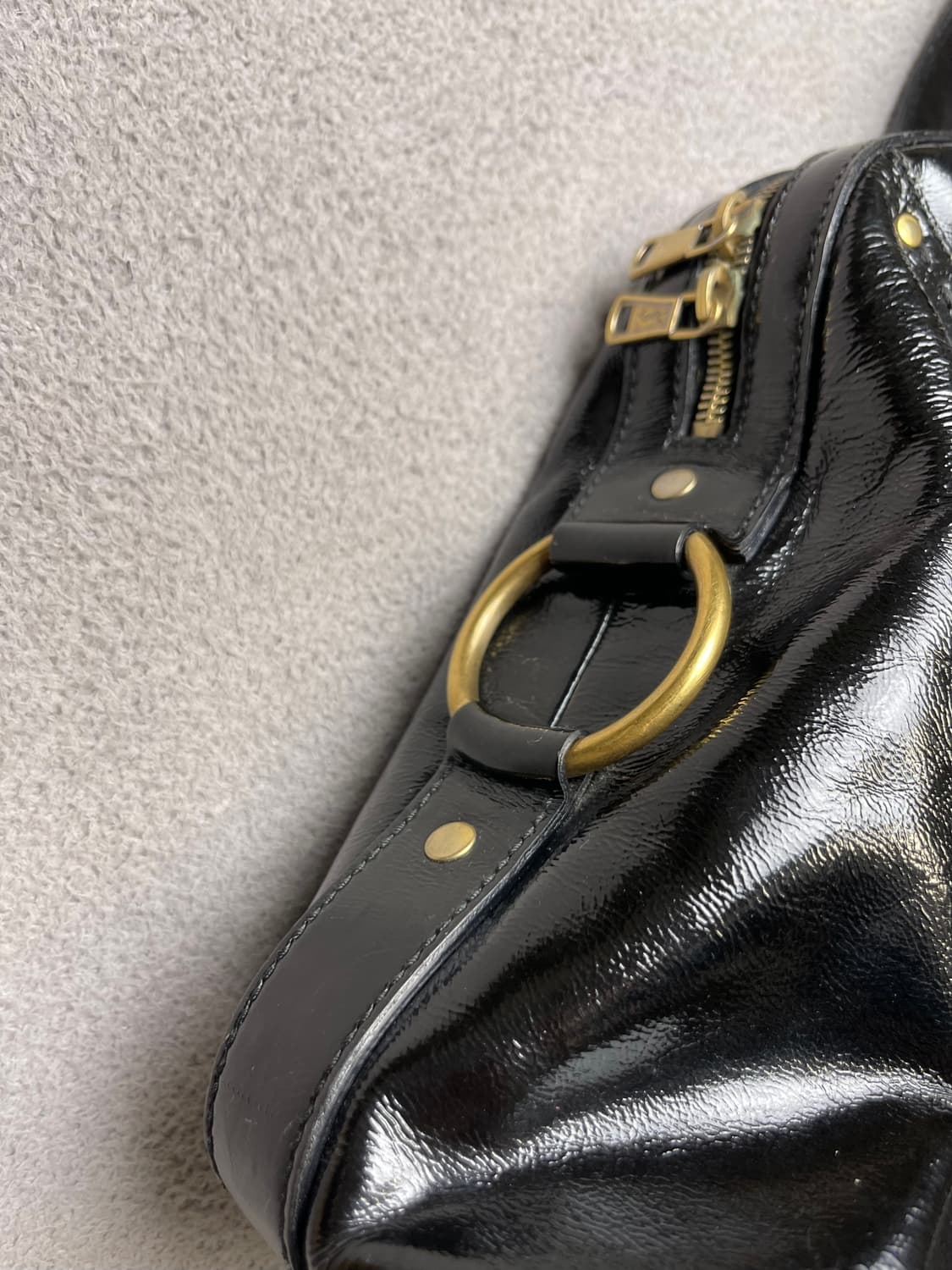 생로랑 레더백 - 숄더백  (블랙유광) 상품이미지8