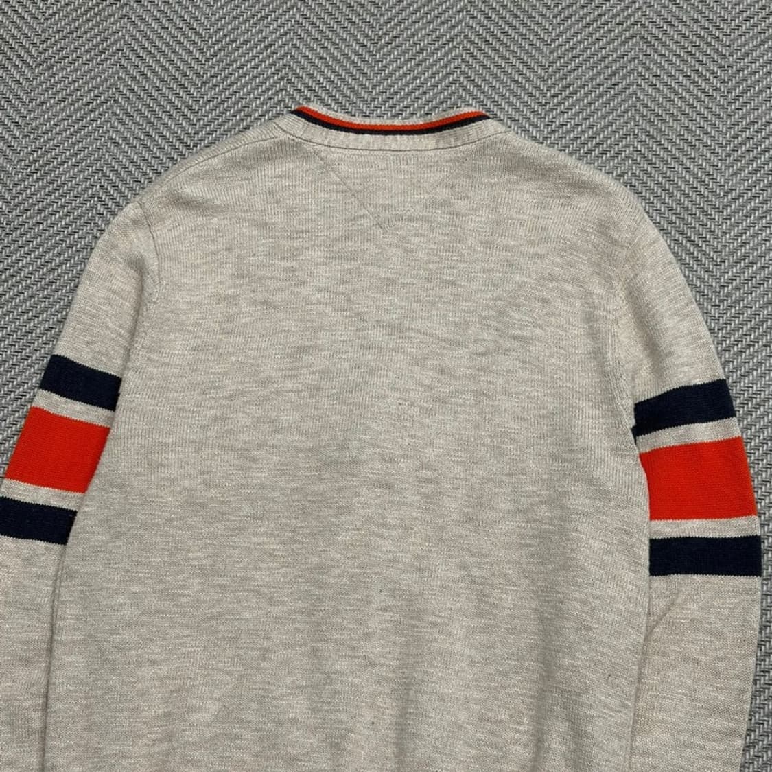 타미힐피거 브이넥 니트 가디건 v1654 상품이미지4