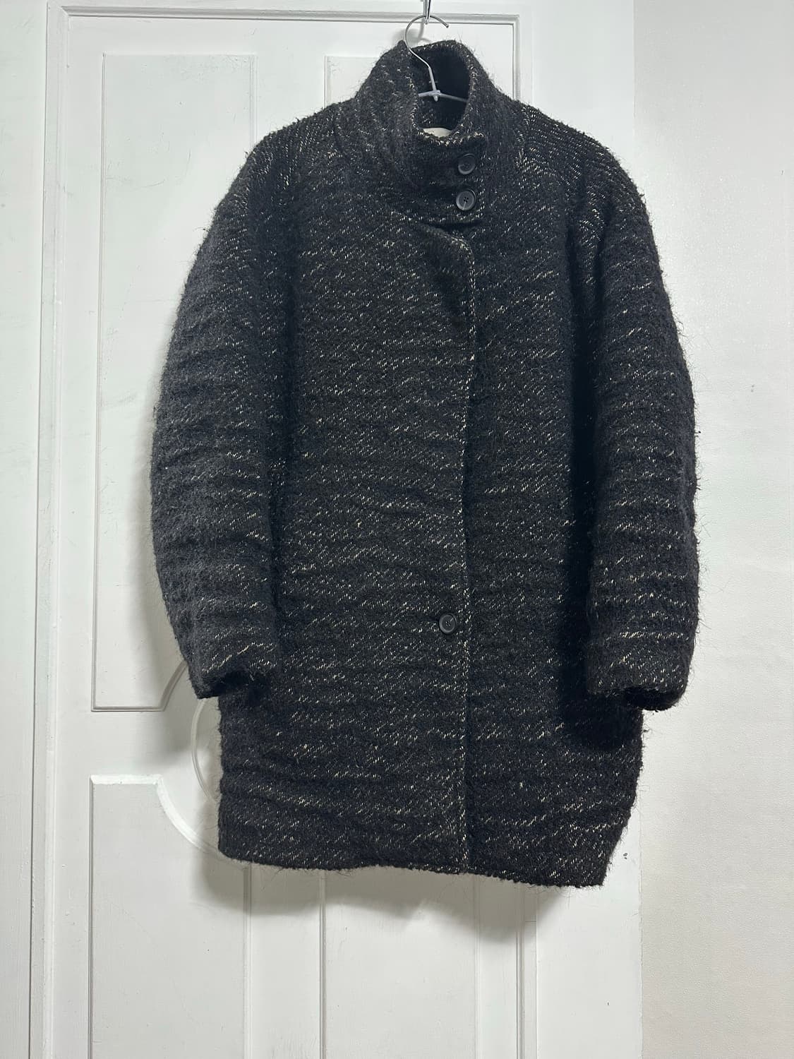 이로 블랙 부클 트위드 코트 상품이미지1