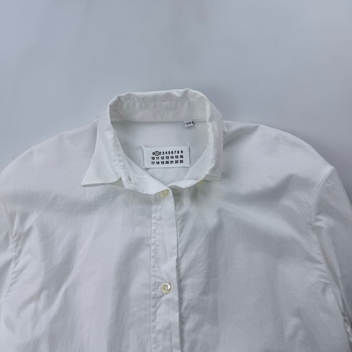 메종마르지엘라 시그니쳐 화이트 코튼셔츠 40 상품이미지3