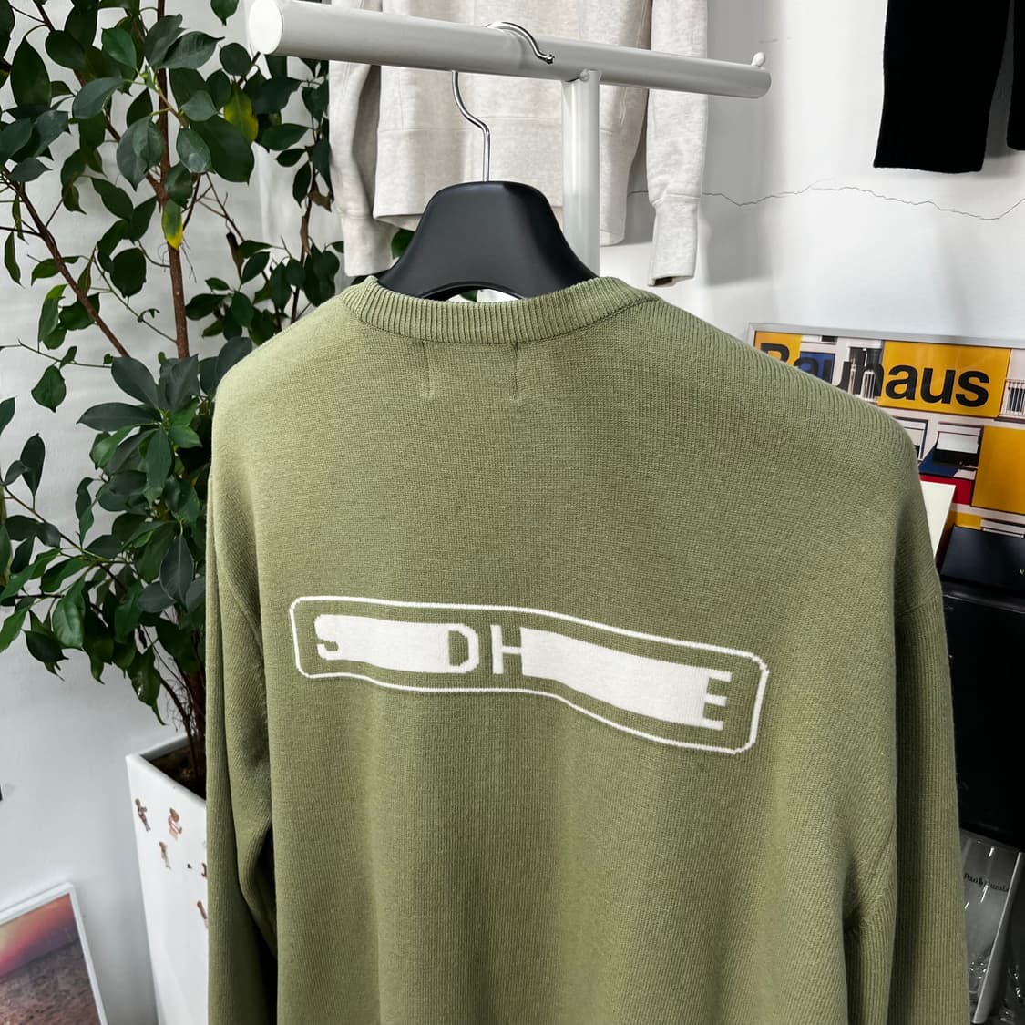 솔리드옴므 백로고 니트 50 상품이미지2