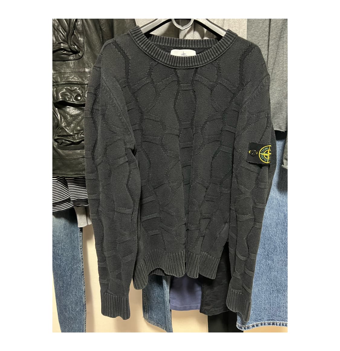 스톤아일랜드 패턴 니트 상품이미지1