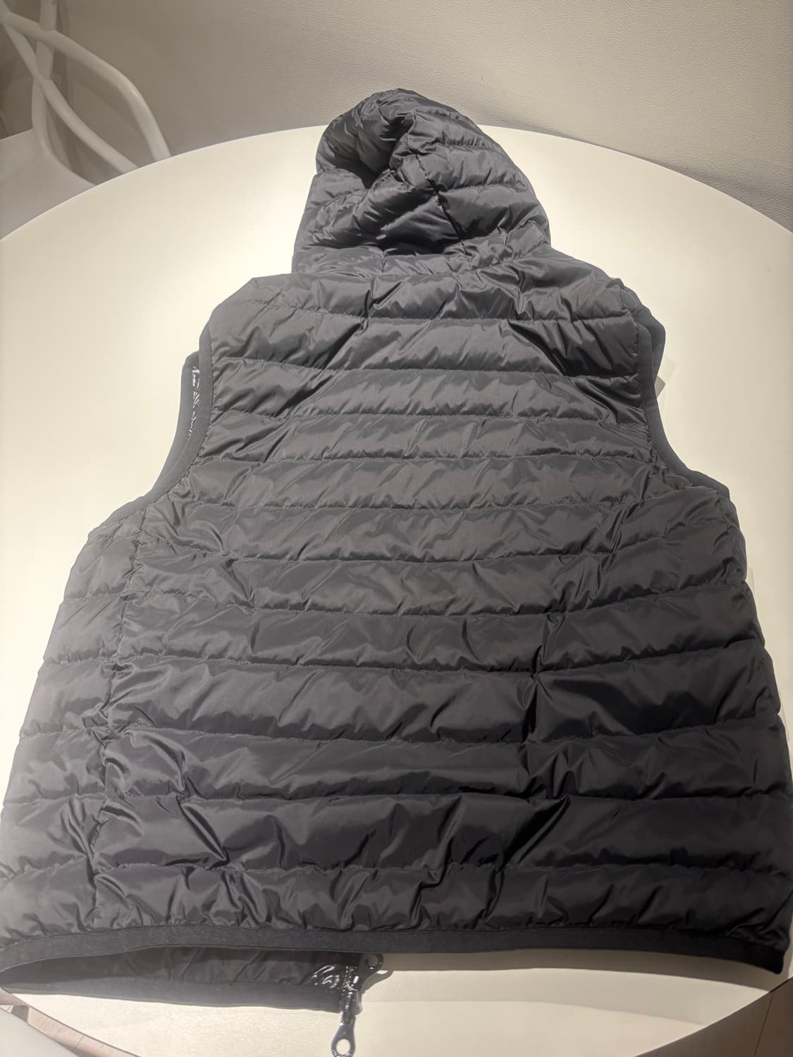 (미착용) 듀베티카 남성 구스 패딩조끼 50 상품이미지2