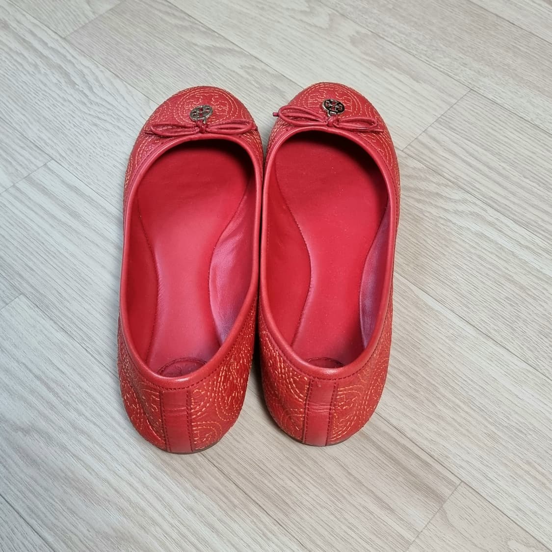 토리버치 퀼팅 레더 가죽 슈즈 단화 플랫 (240mm/7M) 상태굿 상품이미지3