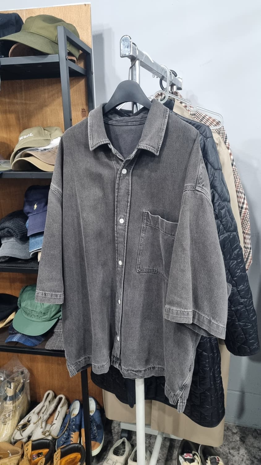 코스 cos 남성 워싱 데님셔츠 가슴단면71 (110이상) 상태좋음 상품이미지1