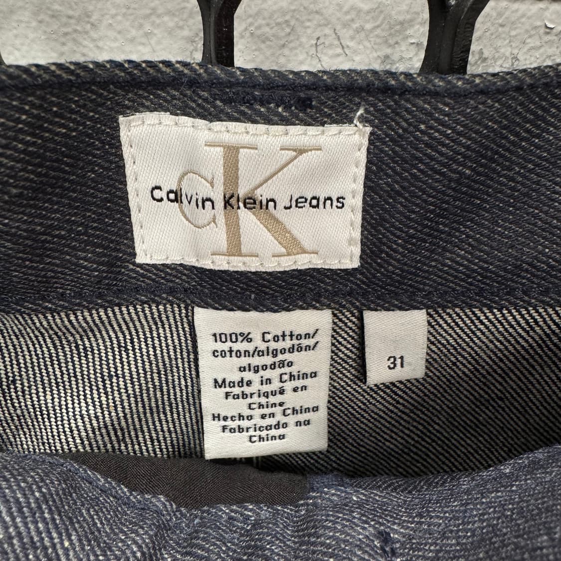 캘빈클라인 진스 워시드 데님 팬츠 후면 니 패널 포인트 그레이청 상품이미지5