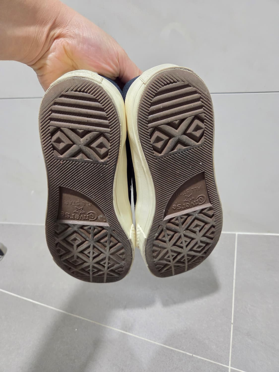 꼼데가르송 컨버스 척테일러 로우 블랙 상품이미지5