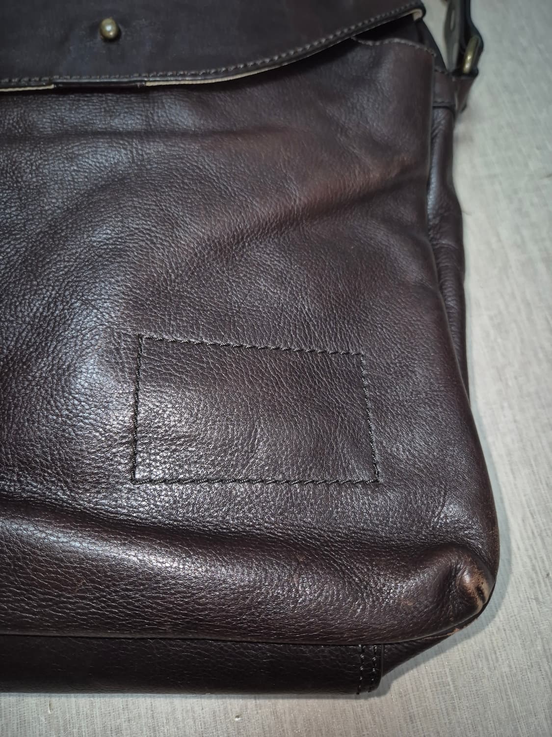 바나나 리퍼블릭 리얼레더 크로스백/cow leather 상품이미지4