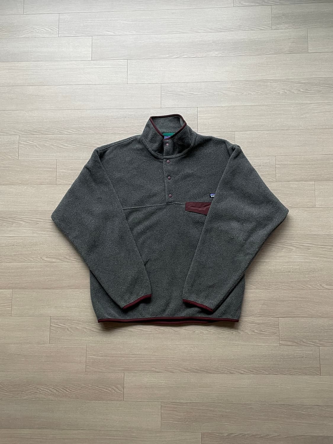 파타고니아 신칠라 니켈 그레이 브라운 플리스 patagonia 상품이미지1